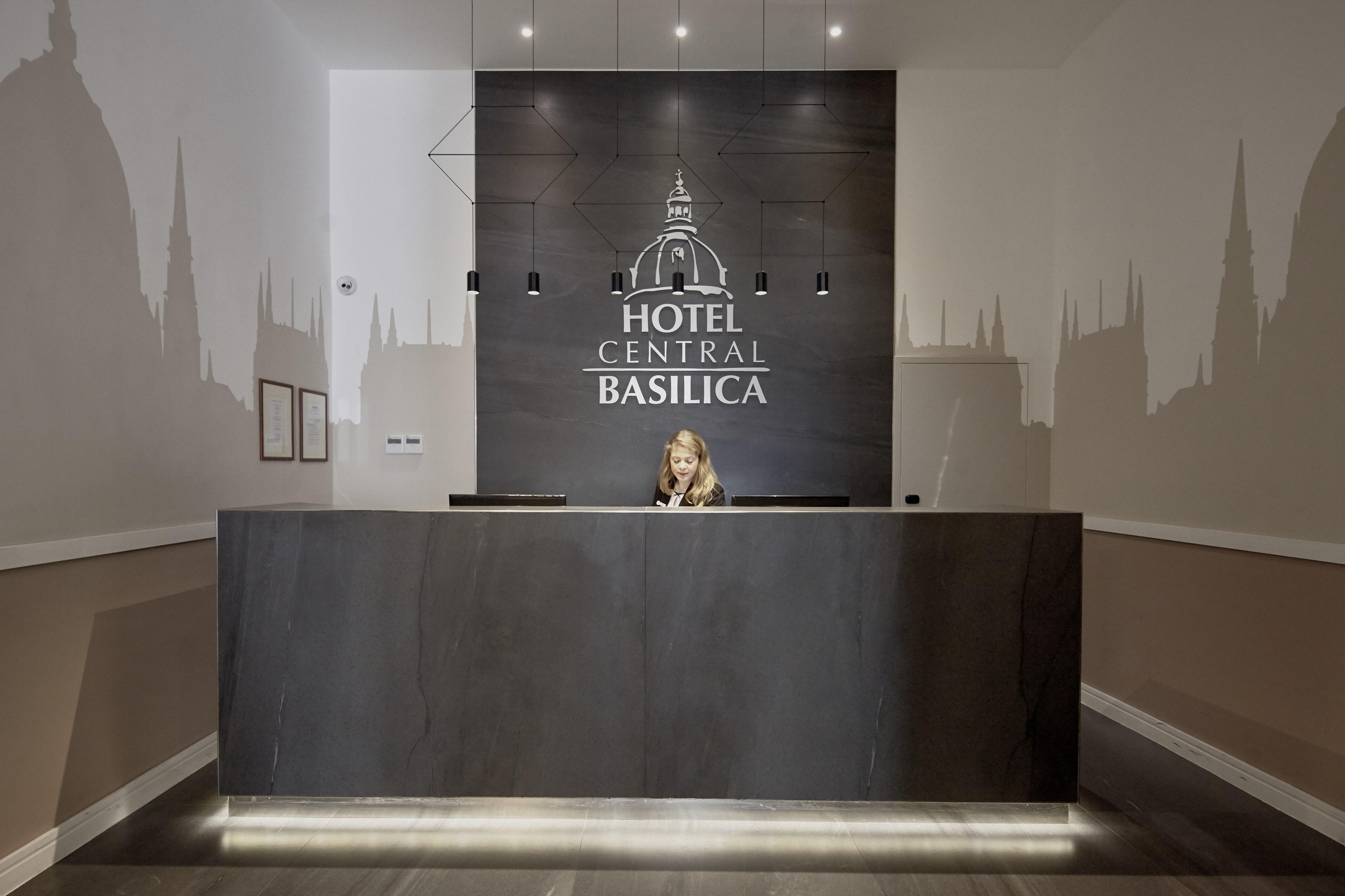 Hotel Central Basilica Будапеща Екстериор снимка